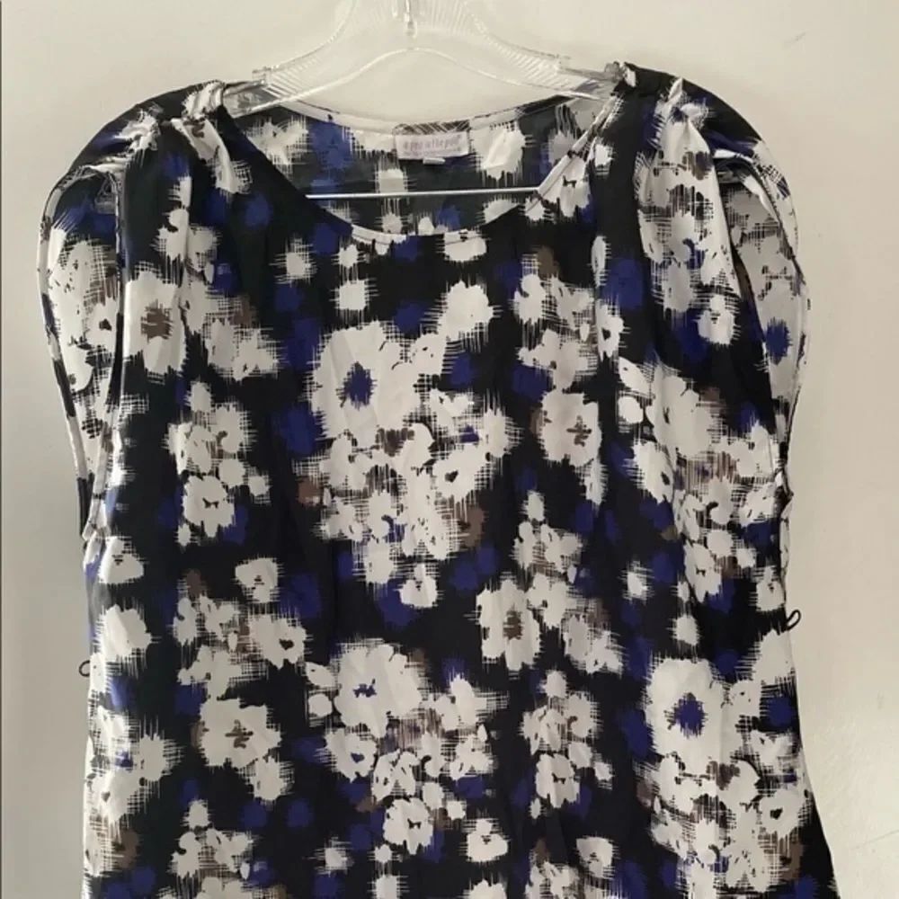 Blue, Black, Brown & White Maternity Blouse by A pea in the Pod size Medium